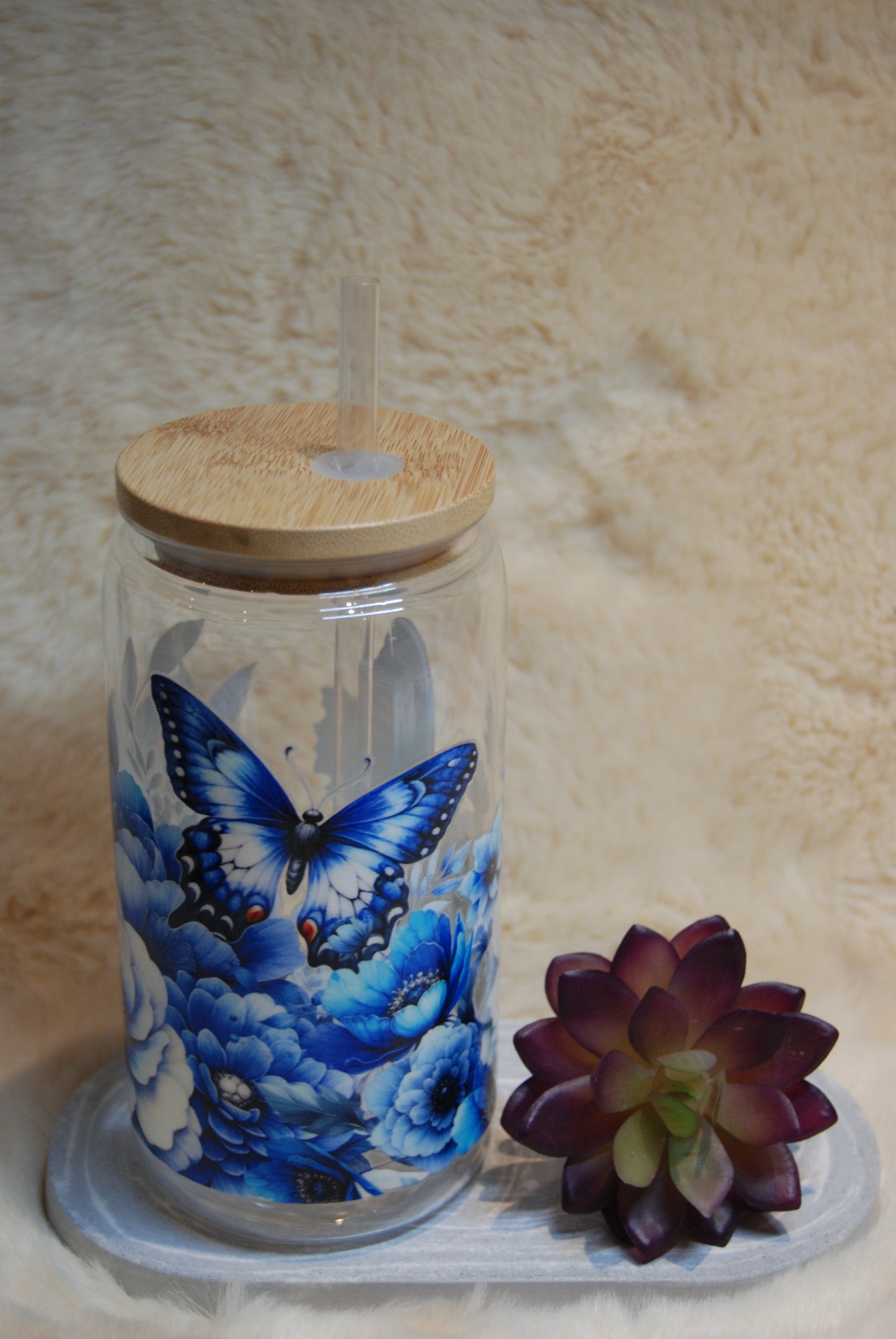 PAPILLONS
